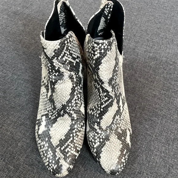 Snake Print Ankle Booties - Picture 3 of 5
